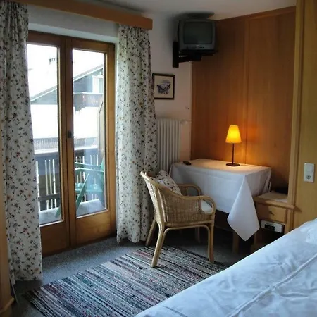 Gaestehaus Brindlinger *