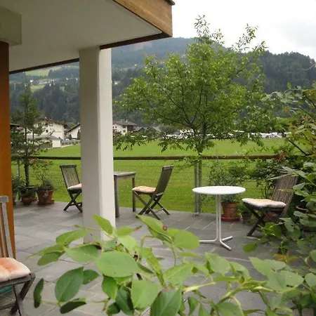 Gaestehaus Brindlinger Apartamento Zell am Ziller